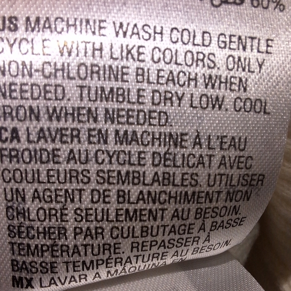 An INC International Concepts cream color turtleneck sweater in a women's XL.NWT - Picture 6 of 9